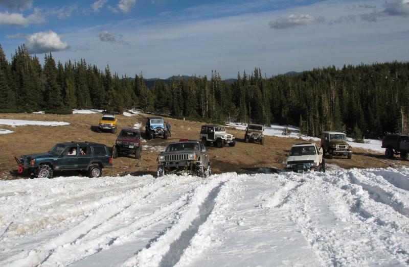 Name:  rigs at snowbank.jpg
Views: 157
Size:  68.5 KB